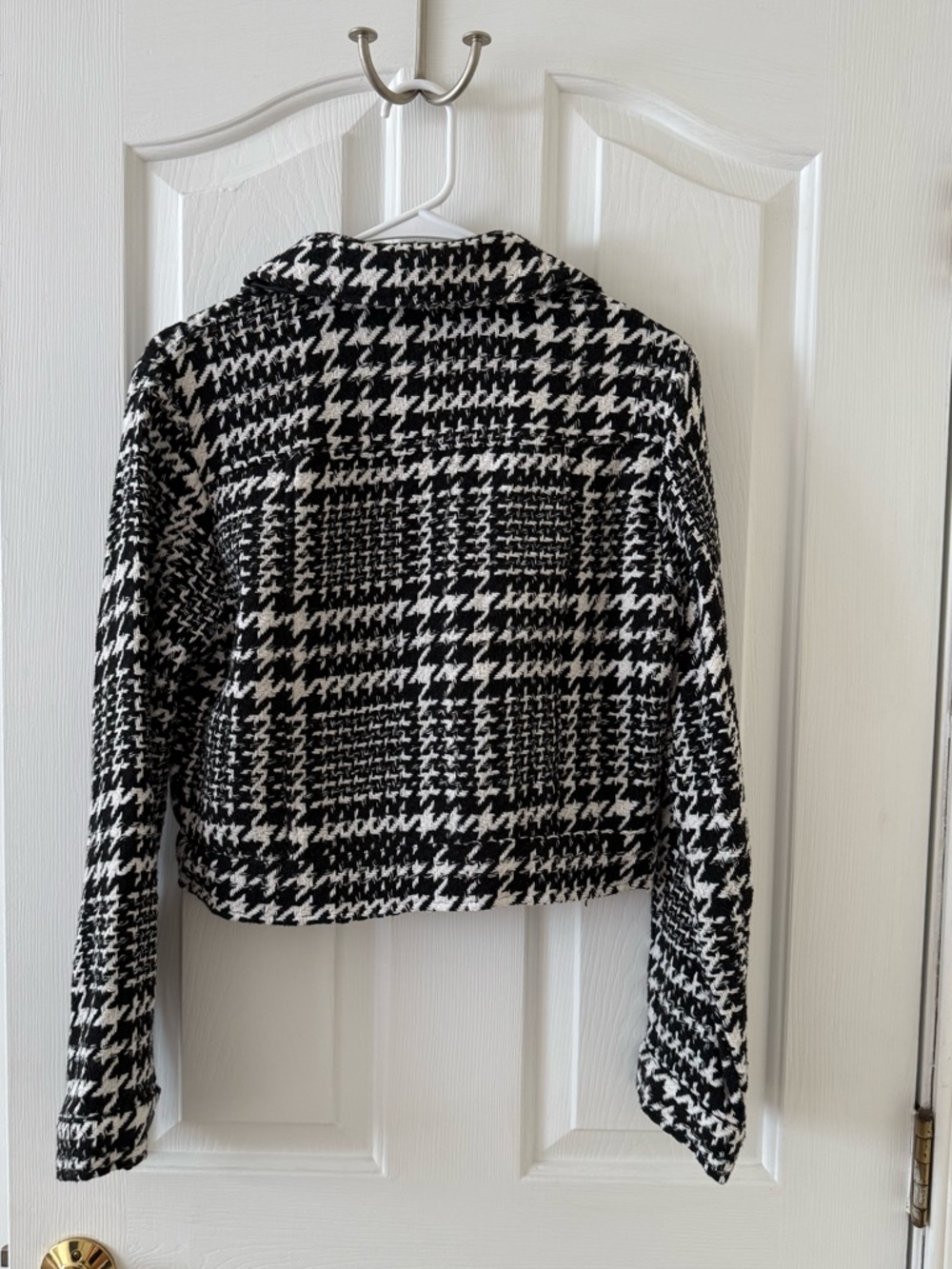 HYFVE Black & White Houndstooth Cropped Jacket - Picture 5 of 5